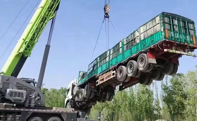 盘山道路脱困救援案例